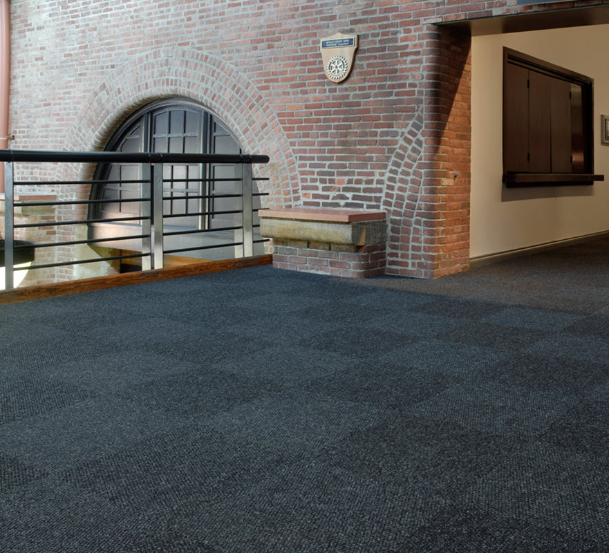 Super Nop® 52 Tile are durable and effective nop-textured matting tile.